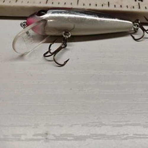 TOP QUALITY,VINTAGE, REBEL-  FLOATING MICRO MINNOW-BASS,TROUT,CHUB FISHING LURE 