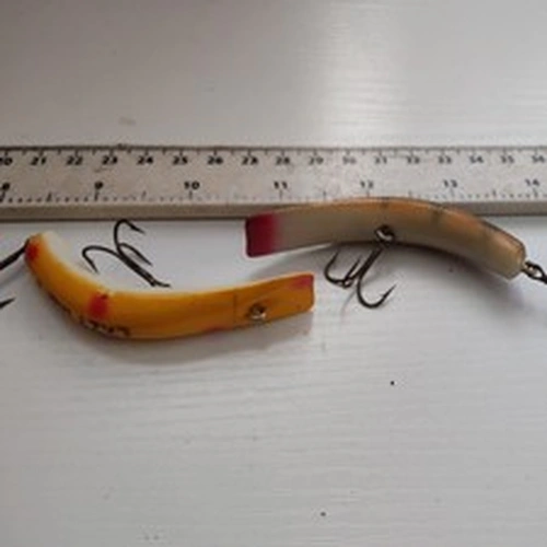 2×VINTAGE,WOODEN,KAUTZKY-LAZY IKE 3 --BASS,TROUT,PIKE FISHING LURES