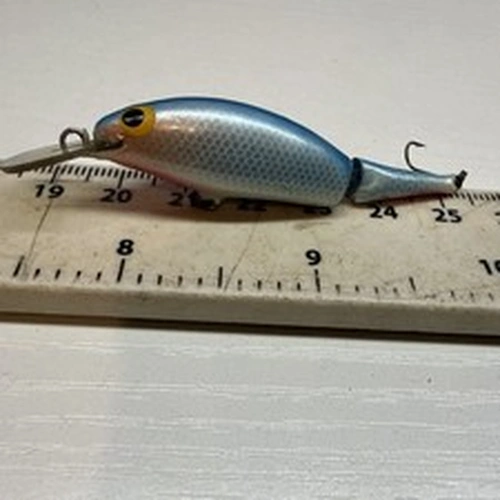 RARE,TOP QUALITY,OLD SCHOOL , YOGI- JOINTED FLOATING MINNOW-TROUT FISHING  LURE.
