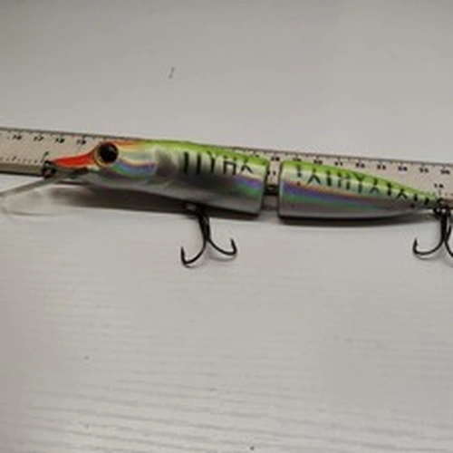 OLD SCHOOL,CAPTURE LURES-FLOATING JOINTED PIKE SWIMBAIT-PIKE FISHING LURE