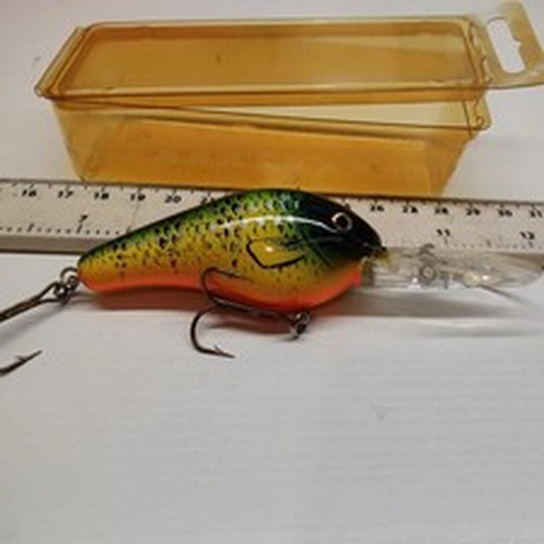 TOP QUALITY,OLD SCHOOL,BANDIT--DEEP CRANKBAIT- BASS,PIKE FISHING LURE.