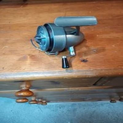 fishing reel The omnia half bail