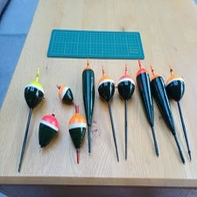 10 VINTAGE LARGE SEA/PIKE FLOATS IN VERY GOOD CONDITION