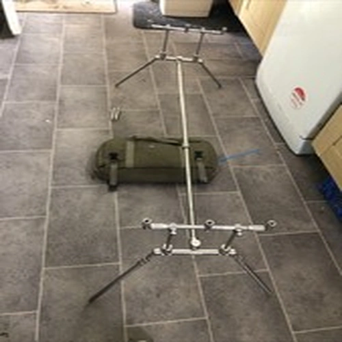 Solar World Wide Pod 3 rod with Adjustable Buzz Bars, Legs and stubby legs 🖼️