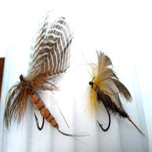 2 Vintage Dry Flies - MAYFLY patterns - Rare - Size 9 hooks