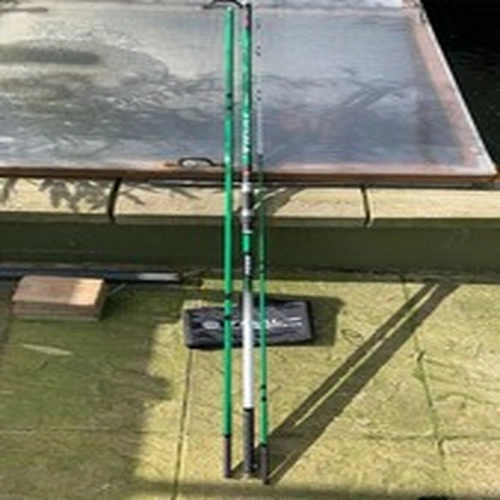 Penn Tidal 420 Beach Fishing Rod 3 Piece 100-225 Casting Weight 