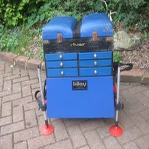 KILEY RIVER FISHING TACKLE SEAT BOX BLUE OCTOPLUS LEGS