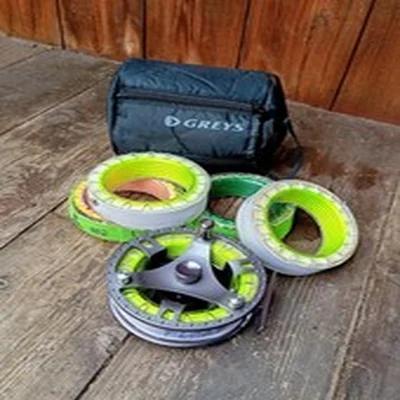 Greys GTS 700 Large Arbor Fly Reel 5/6/7 + Lined Spools & Bag Mint!