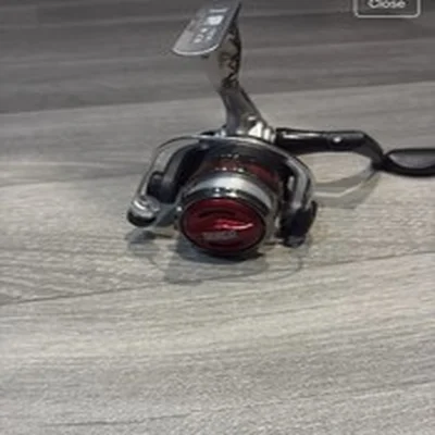Classic ZEBCO 200 Series Spinning Reel – Smooth & Ready!