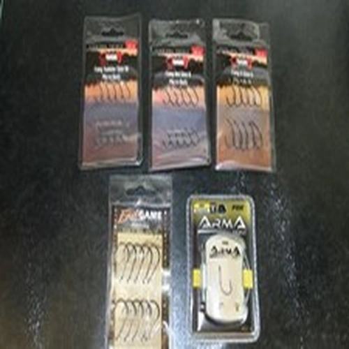 FISHING HOOKS VARIOUS SIZES. CARP