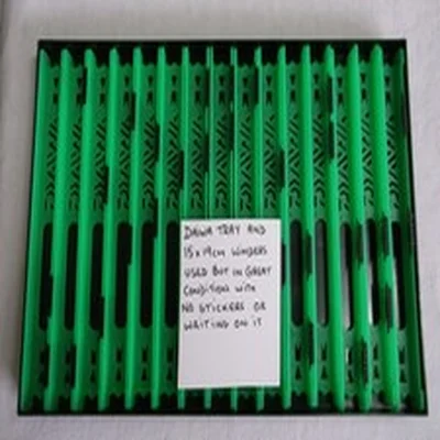 DAIWA TRAY AND 15  X  19CM WINDERS