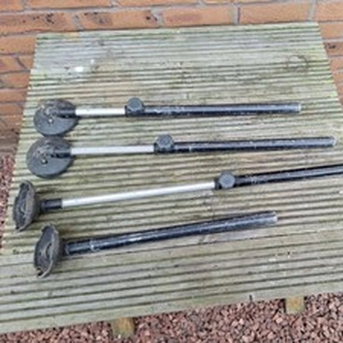 RIVE 25mm ALUMINIUM LEGS (3 telescopic, 1 standard) with footplates