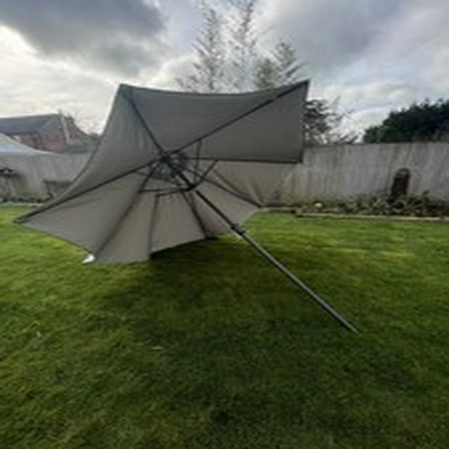 Pagoda 60’ Fishing Brolly with Crank Carp Fishing Equipment