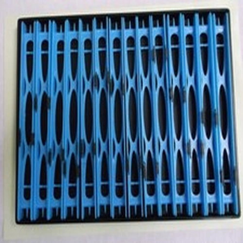 here i have an 18cm winder tray complete with 14 x double slider winders