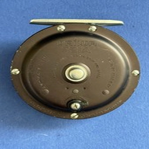 VINTAGE DAIWA 731 A. FLY REEL- MANUFACTURED BY DAIWA SEIKO JAPAn