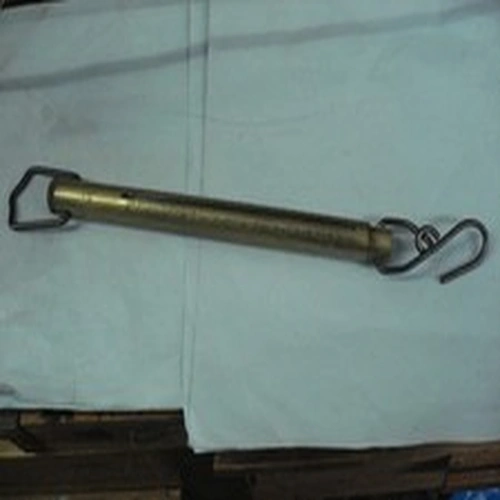 SALTER SPRING FISHING SCALES IN GOOD WORKING ORDER