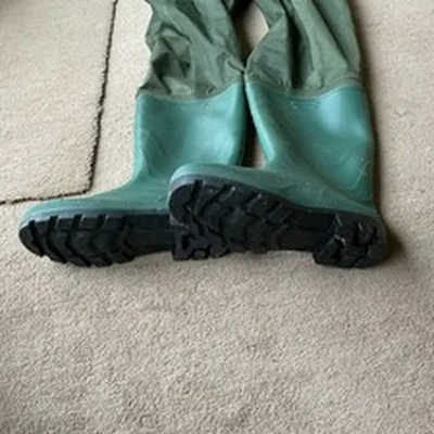 Michigan Chest Waders excellent condition used a couple of time. Size 10