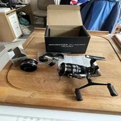 Shimano X Aero FB 4000 Baitrunner - Black (BTRXAR4000FB)