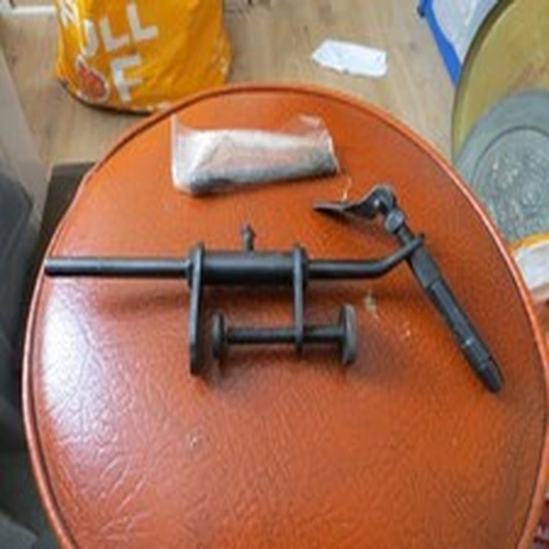FLY FISHING TIE VISE