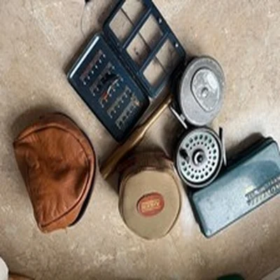 various vintage fly fishing reels with bag, all is a very used condition