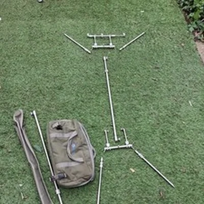 Solar  Stainless Worldwide Pod with both cases.