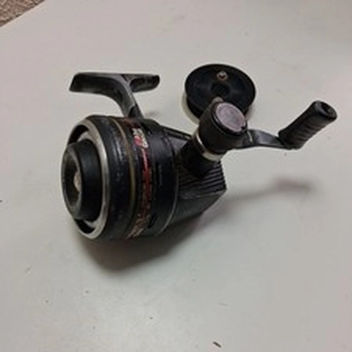 Abu Garcia 1044 Syncro Match Closed Face Fishing Reel