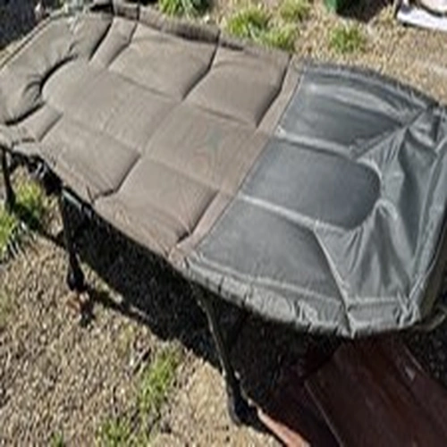 Terry Hearn Jrc Specialist Folding Fishing Bed 