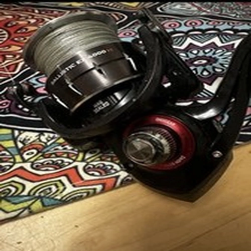 Daiwa Ballistic Ex4000h Right Hand Spinning Reel Excellent Condition