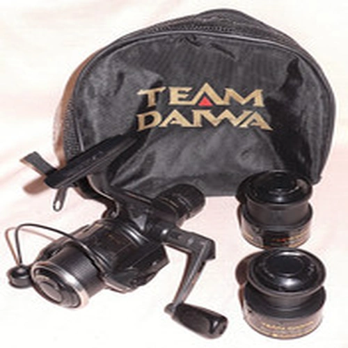 team daiwa S2553 rear drag match feeder spinning reel + 2 spare spools 4BB V.G.C