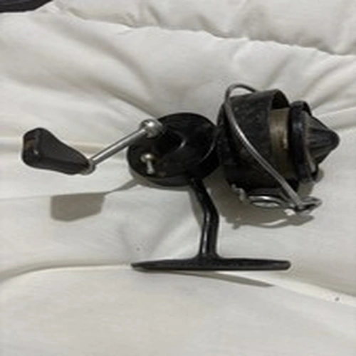 Mitchell 304 Really Old Fixed Spool Reel In Really Nice Used Condition 99p No Re