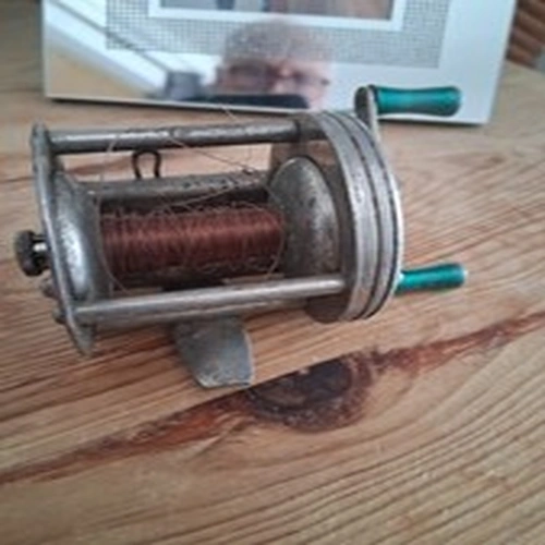 vintage by m.e w never miss made in canada