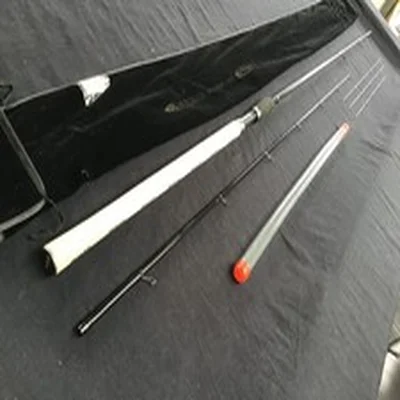 Maver “Reactorlite” 10ft 6” 2 piece (plus 3 tips) carbon fibre Feeder Rod and ba