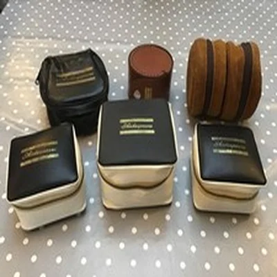 VINTAGE SHAKESPEARE FLY REEL CASE – ORIGINAL BLACK & CREAM – HARD ZIP CASE