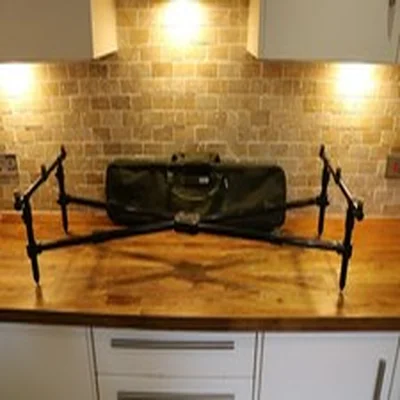NGT CROSS 3 ROD POD RRP £55 CARP SET UP FISHING REST