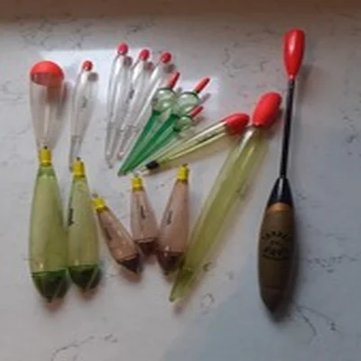 collection of 16 Drennan carp and pike fishing floats