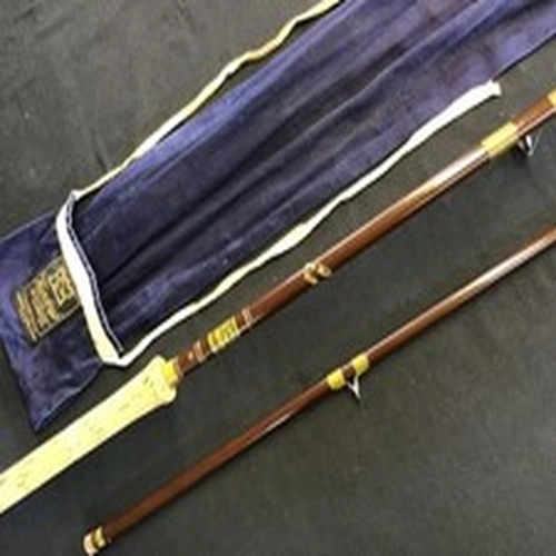 Rare early Hardy “Richard Walker Carp” 10ft 2pc fibreglass Carp Rod + bag