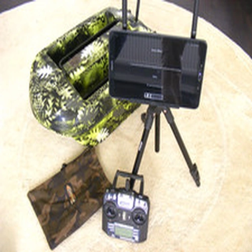 CARPLOUNGE BAIT BOAT RT4+ RAYMARINE FISH FINDER