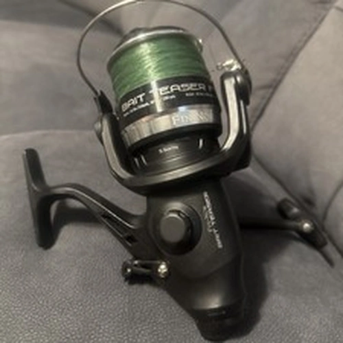Fin-Nor Bait Teaser 8000 / Fixed Spool / Fishing Reel