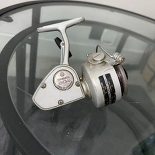 Vintage Daiwa 401A Spinning Fishing Reel 400 Series