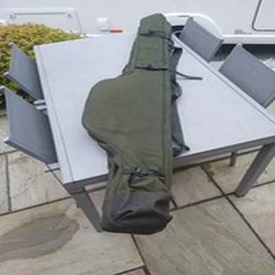 chub vantage double rod holdall takes 12ft rods