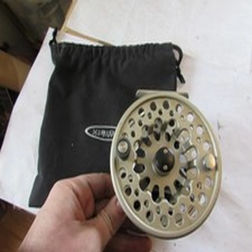 V good vision koma large salmon disc drag fly fishing reel 4.25" wide arbor bag