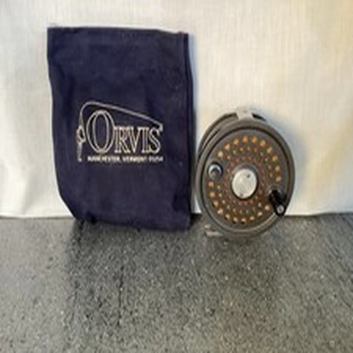 Orvis Battenkill 8/9 Disc Fly Reel with Bag 