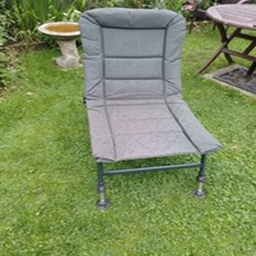 CARP BRAND FISHING CHAIR IN VERY GOOD CONDITION