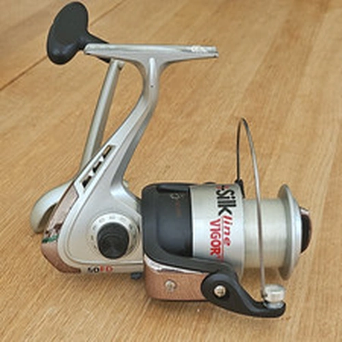 Silk Line Vigor 50FD Spinning Reel 5.2:1 2BB 4.5kg Front Drag