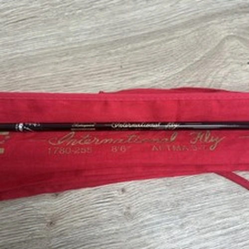 Shakespeare International Fly 8ft 6in #5-7 Fly Fishing Rod with Cloth Bag