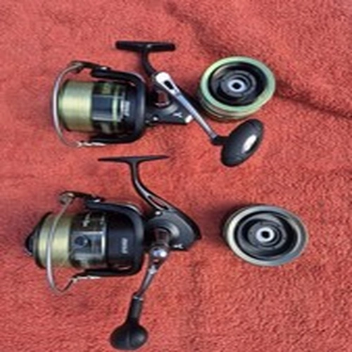 2 x KORUM 6000 MINI BIG PIT REELS WITH Spare Spools. Excellent Condition